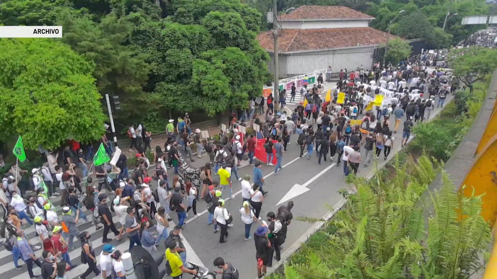 Gobierno asegura que bloqueos en las vías son chantaje