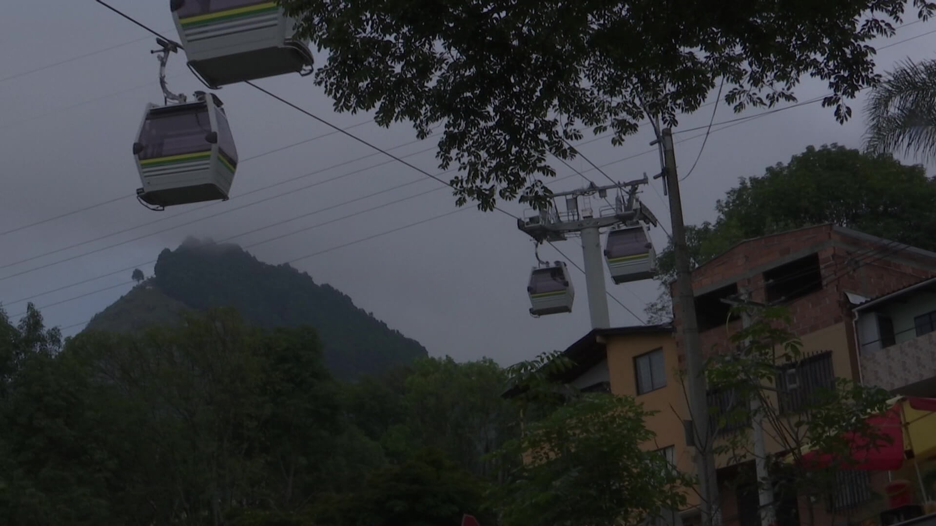 Primer amanecer de la línea P del Metrocable