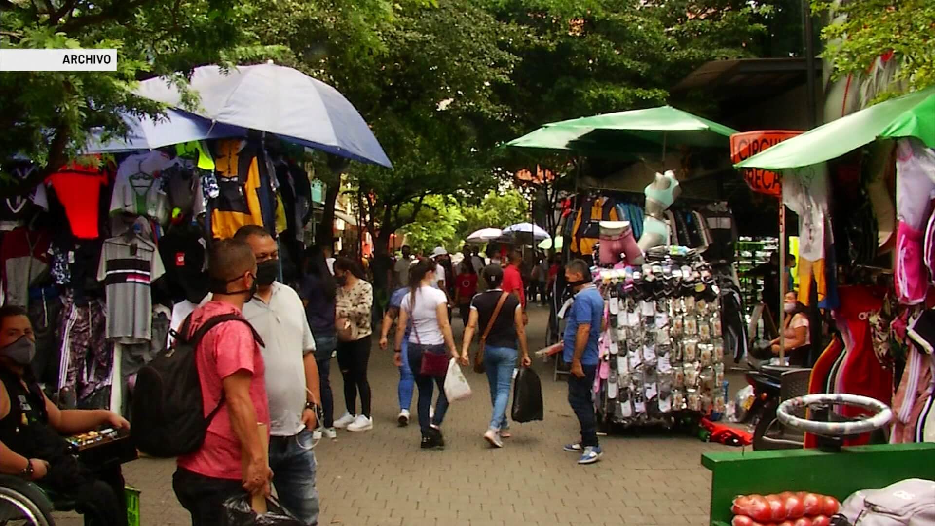 Estudio dice que gasto de hogares está aumentando