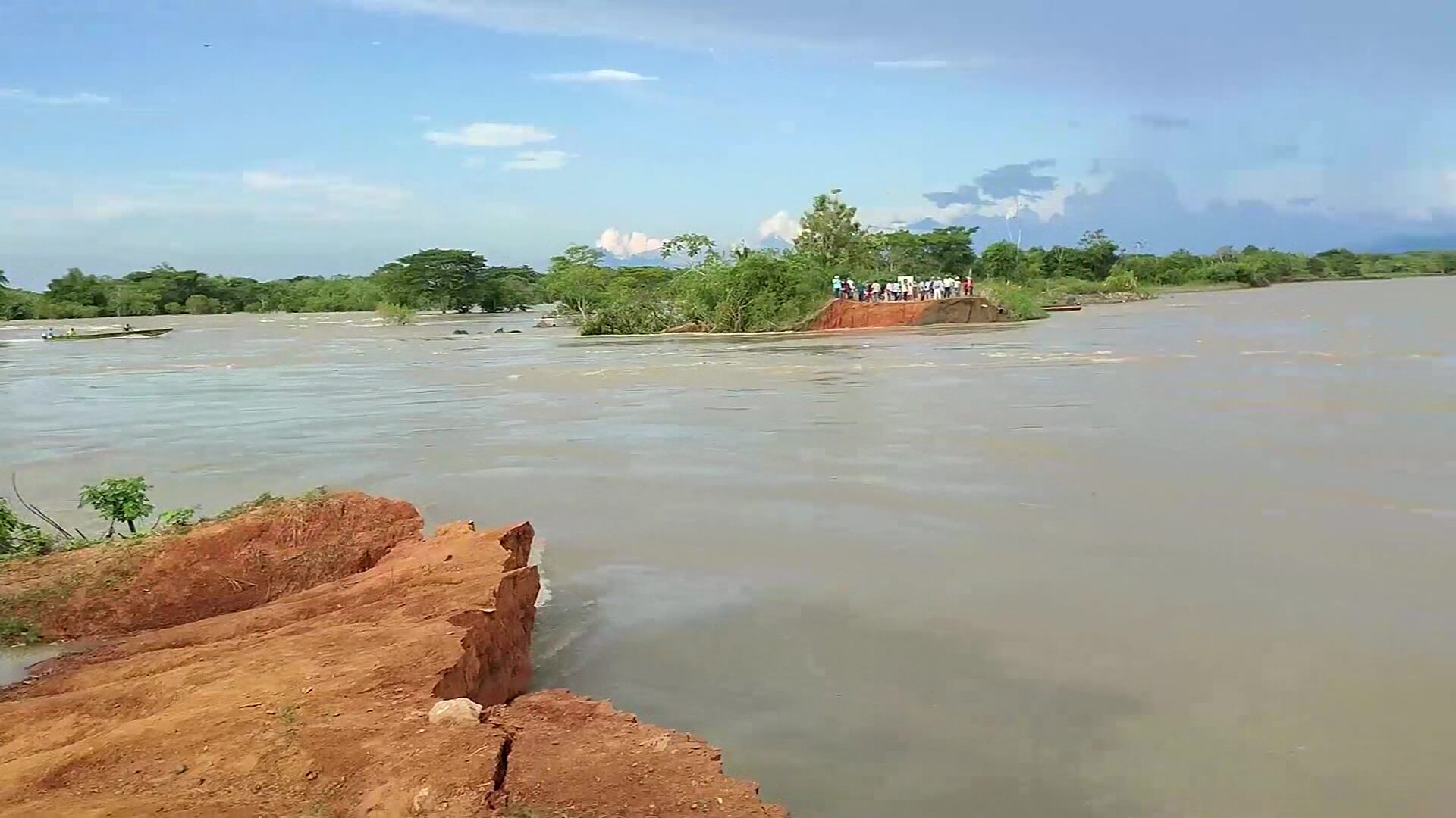 Alerta por posibles inundaciones en 500 hectáreas