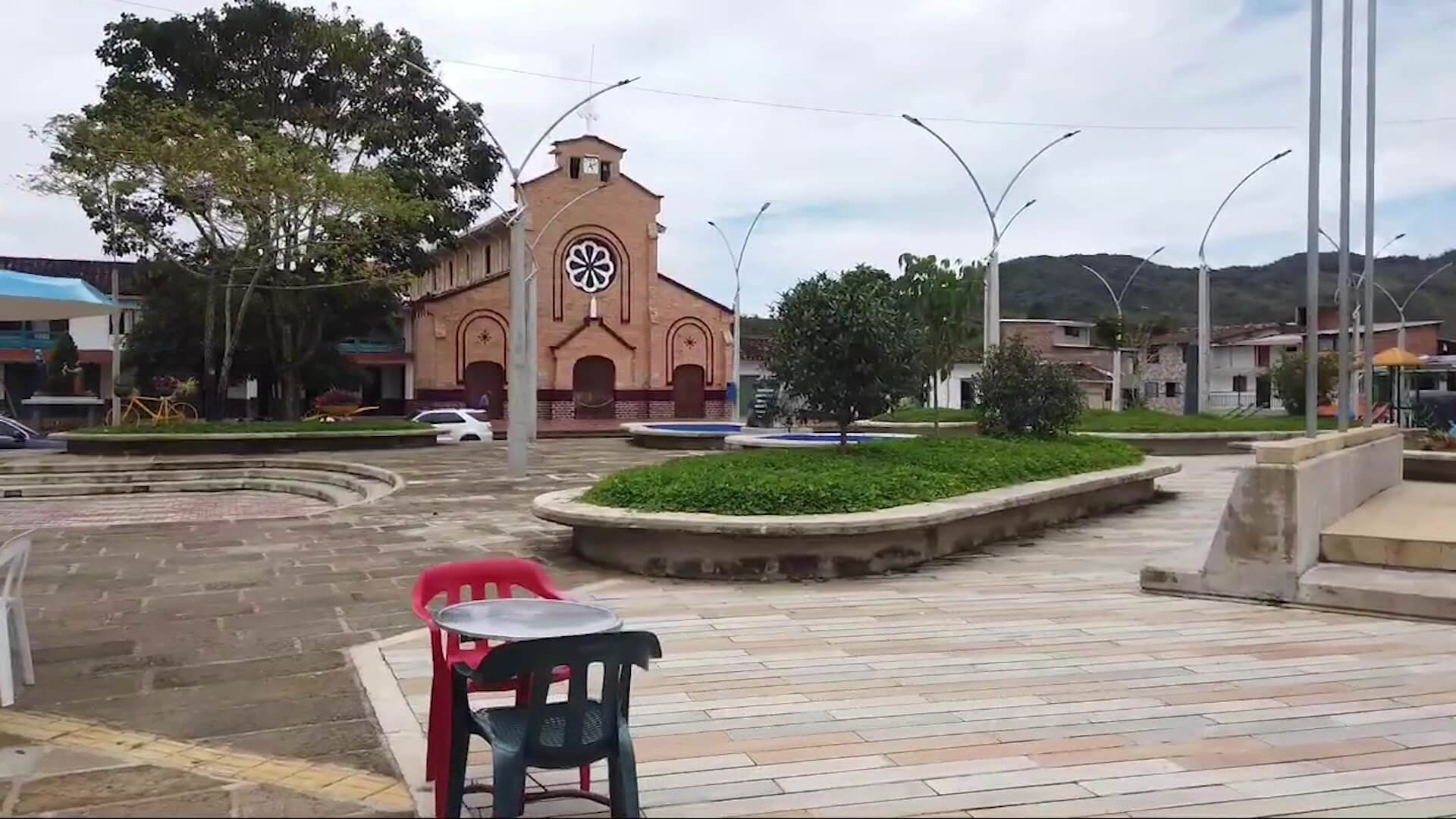 Comerciantes de Alejandría, inconformes con cierre a las 11:30 p.m.