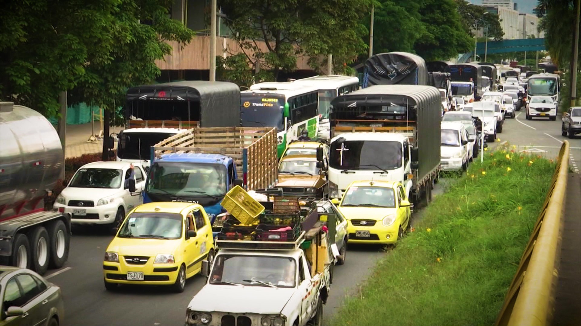 Difícil situación de movilidad en el Valle de Aburrá