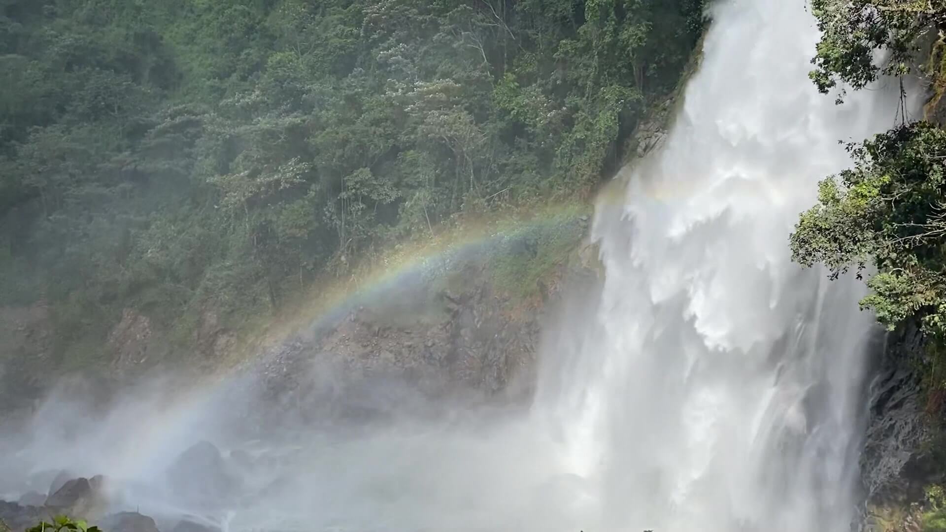 El Salto del Buey: un lugar mágico en el Oriente