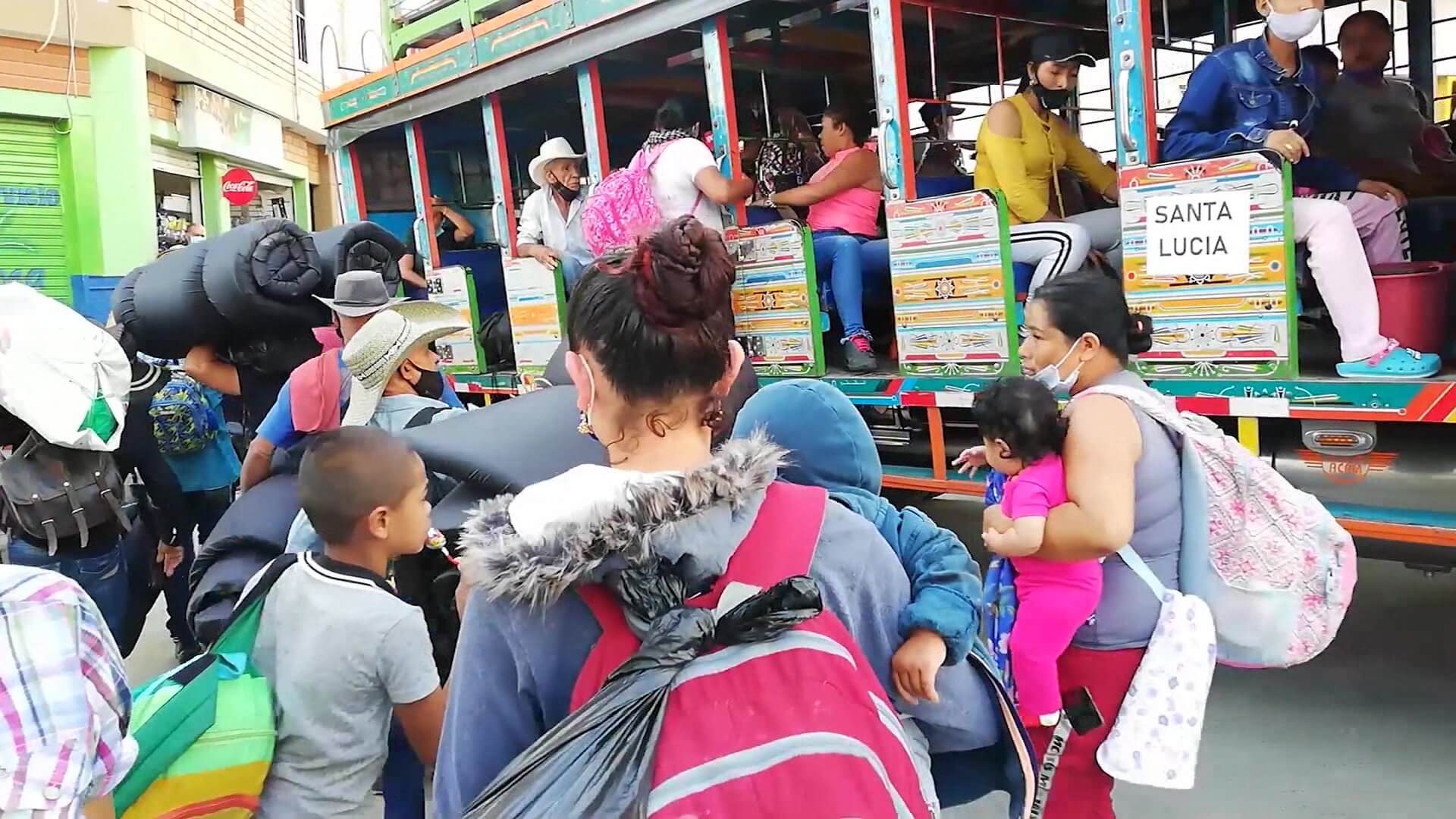 Gobernador acompaña a la comunidad de Ituango