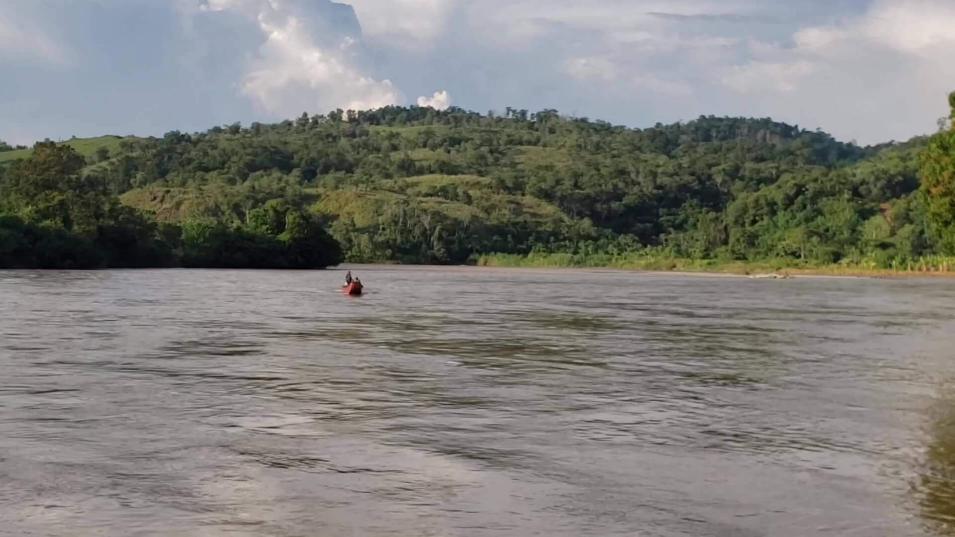 Sigue la búsqueda del menor desaparecido en el río Pocuné