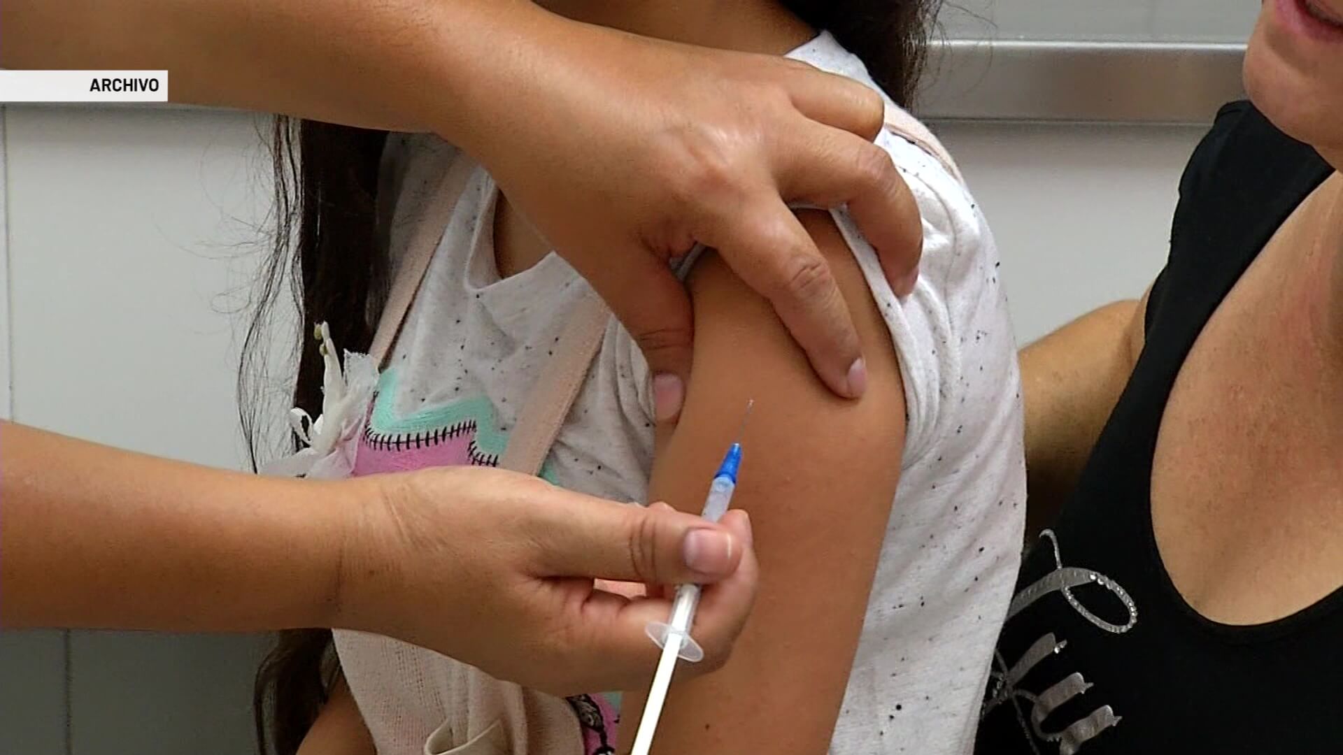 Suspendida vacunación en Medellín por falta de dosis