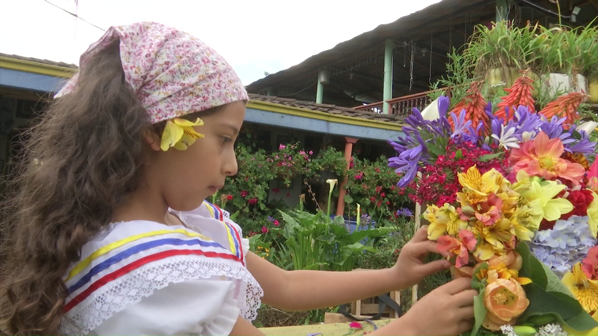 Los silleteros florecen en la Feria de las Flores