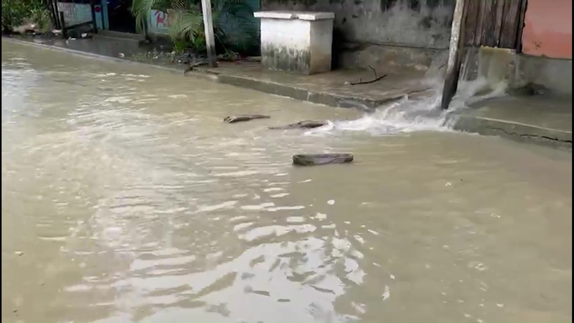 Siguen inundaciones. En agosto no parará de llover