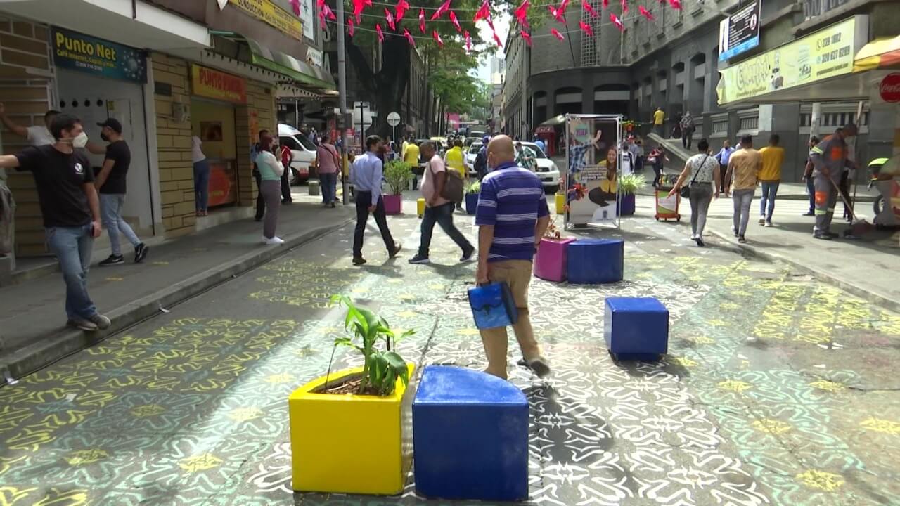 Calle Pichincha, entre carreras 44 y 45, quedó peatonal