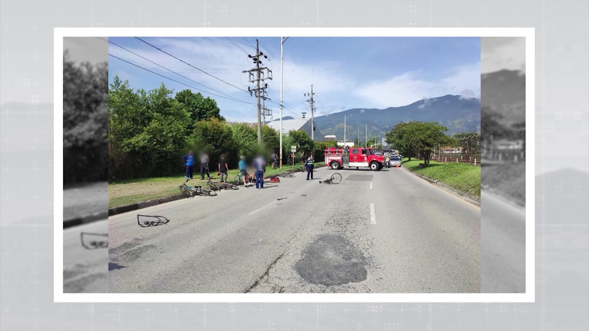 Dos ciclistas fueron atropellados en la Av. Regional