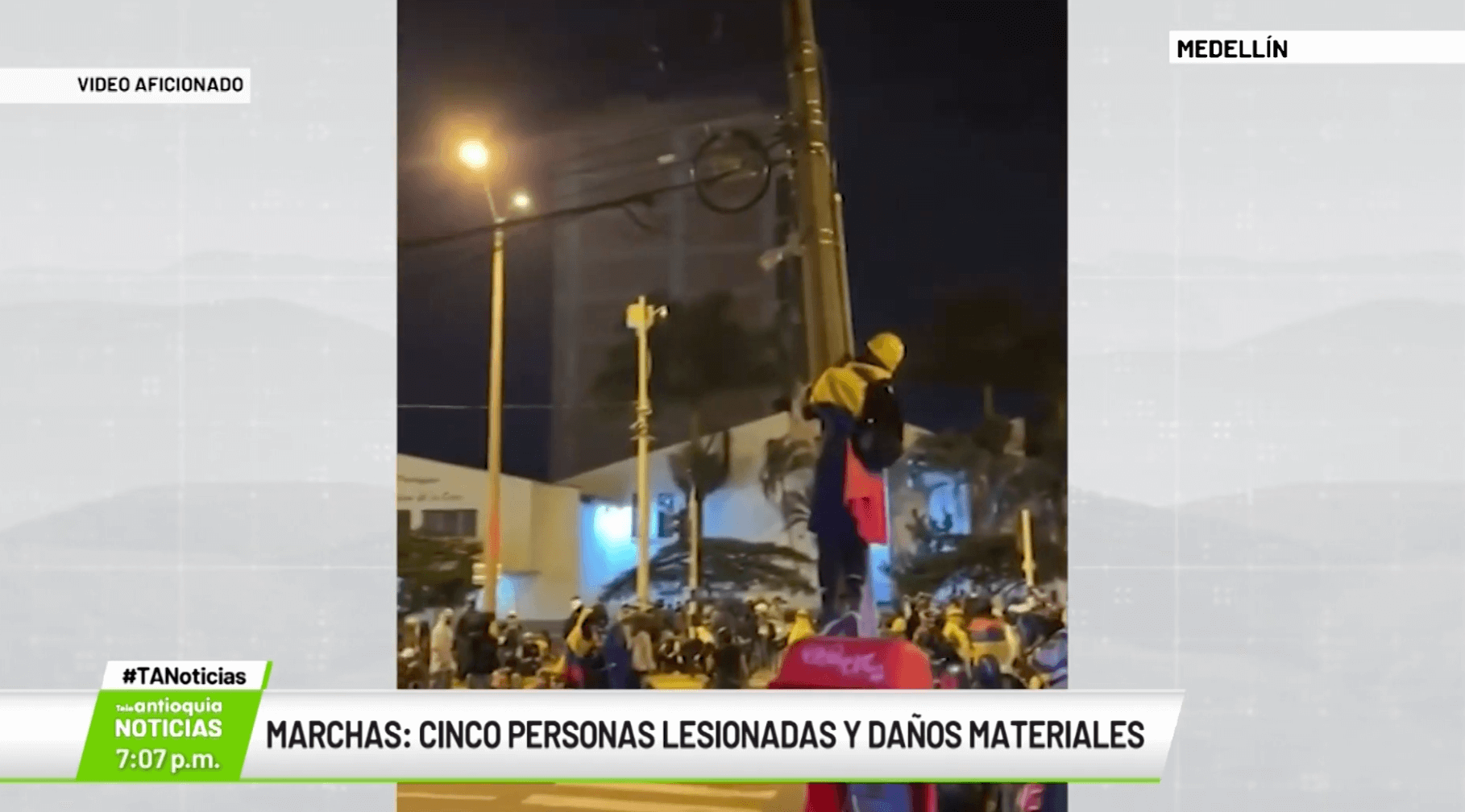 Marchas: cinco personas lesionadas y daños materiales