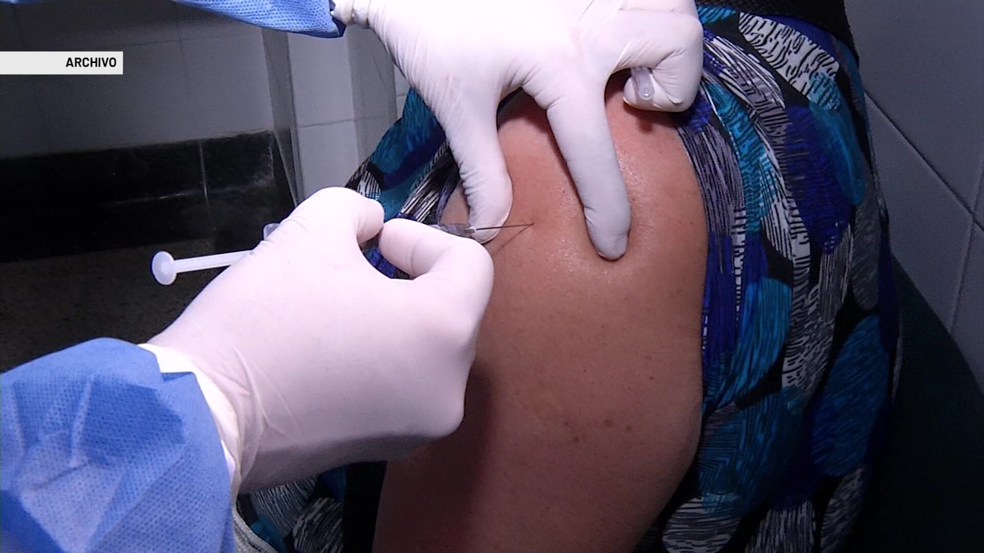 Por escasez de vacunas contra Covid-19, inmunidad de rebaño tardaría más