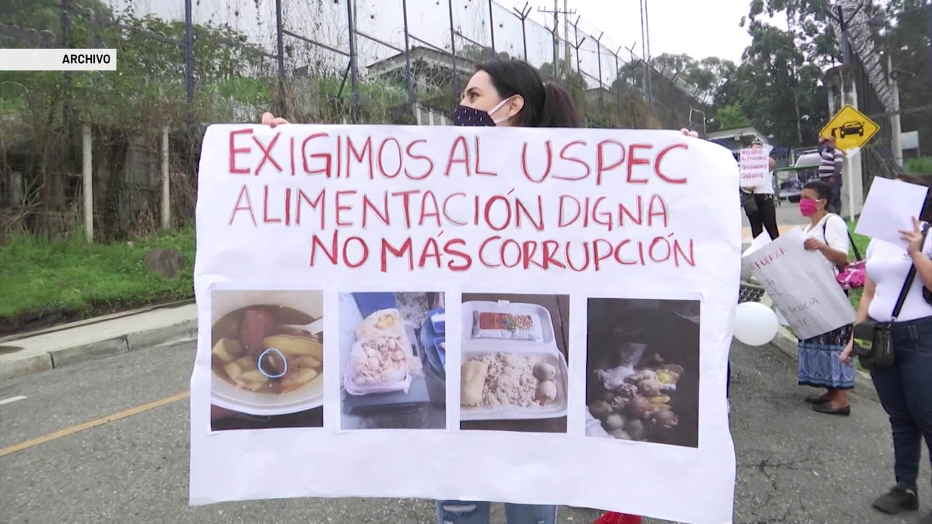 Siguen protestas en El Pedregal por estado de alimentos