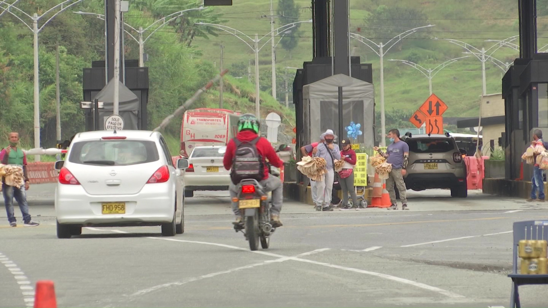 125 mil vehículos en los ejes viales de Antioquia
