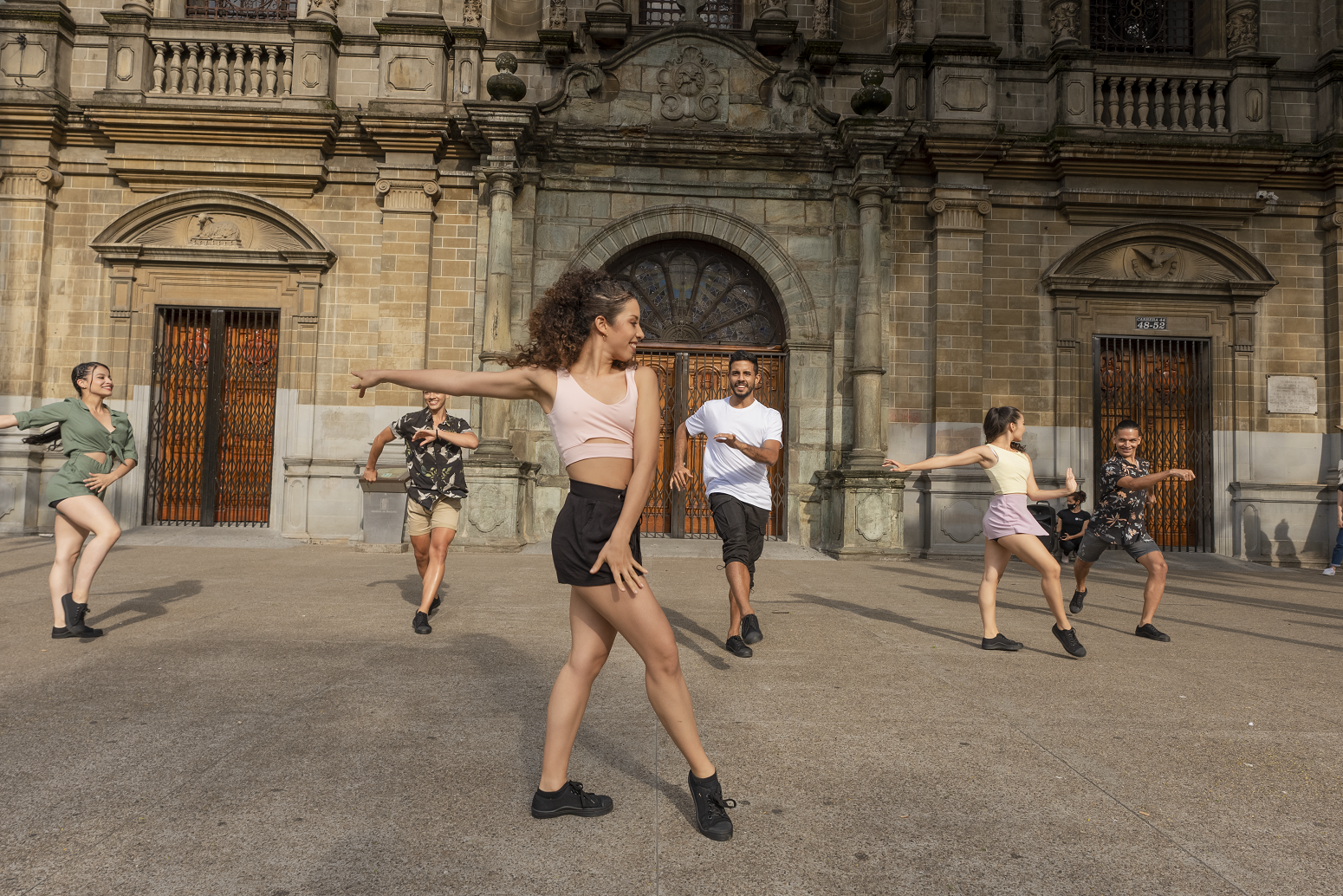 A LA CALLE Los dos parques - Ballet Metropolitano de Medellín - Foto cortesía Juan Sebastián Marín