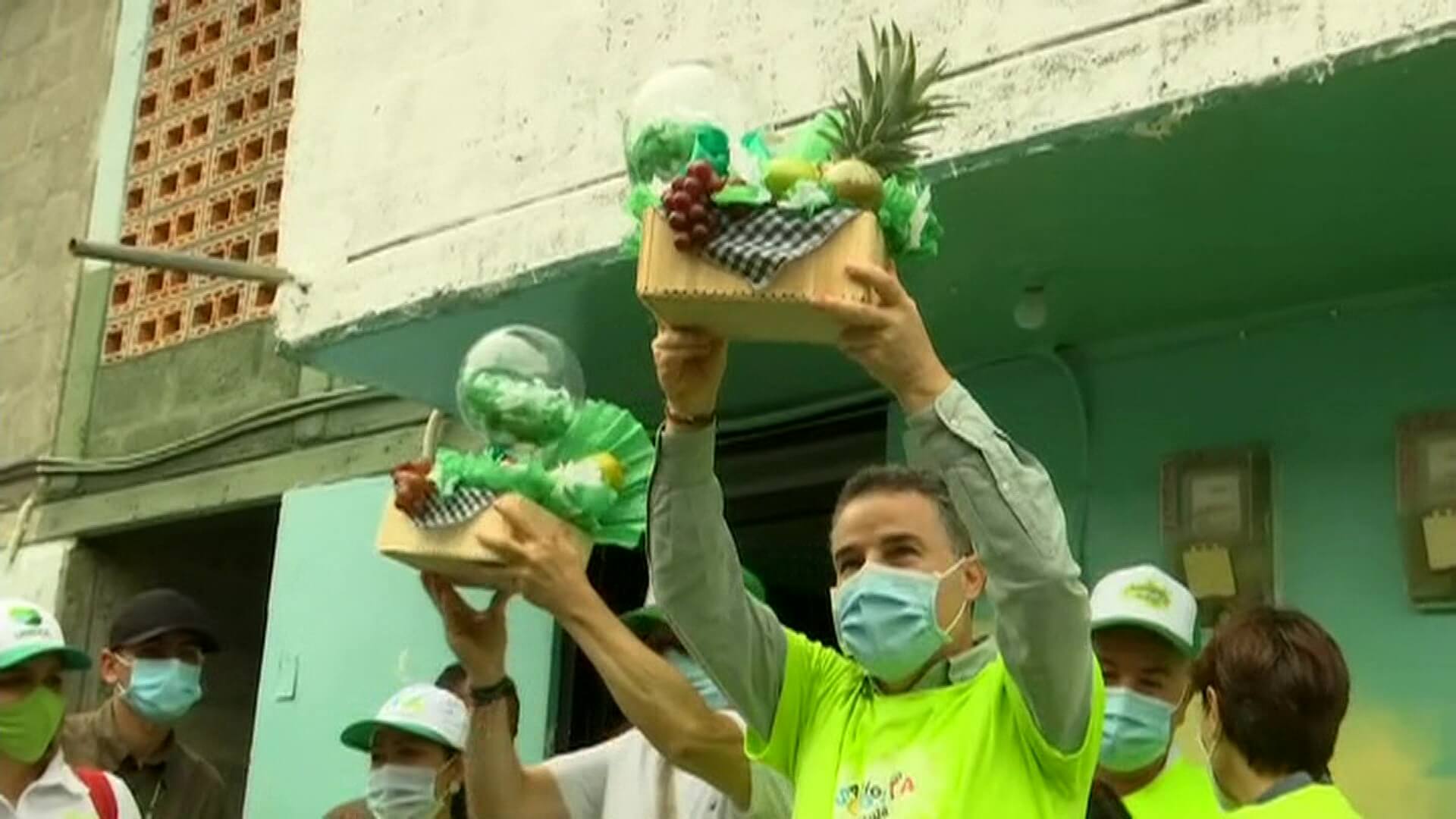 Aníbal Gaviria se reencontró con la comunidad