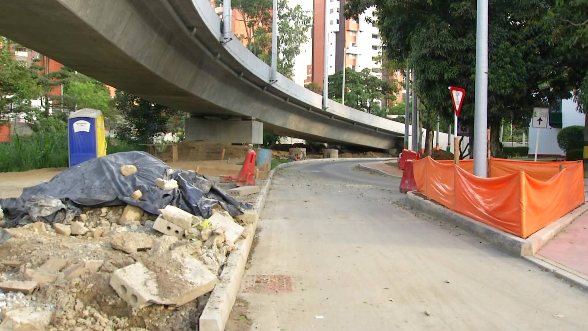 Cierres viales nocturnos por obras del intercambio