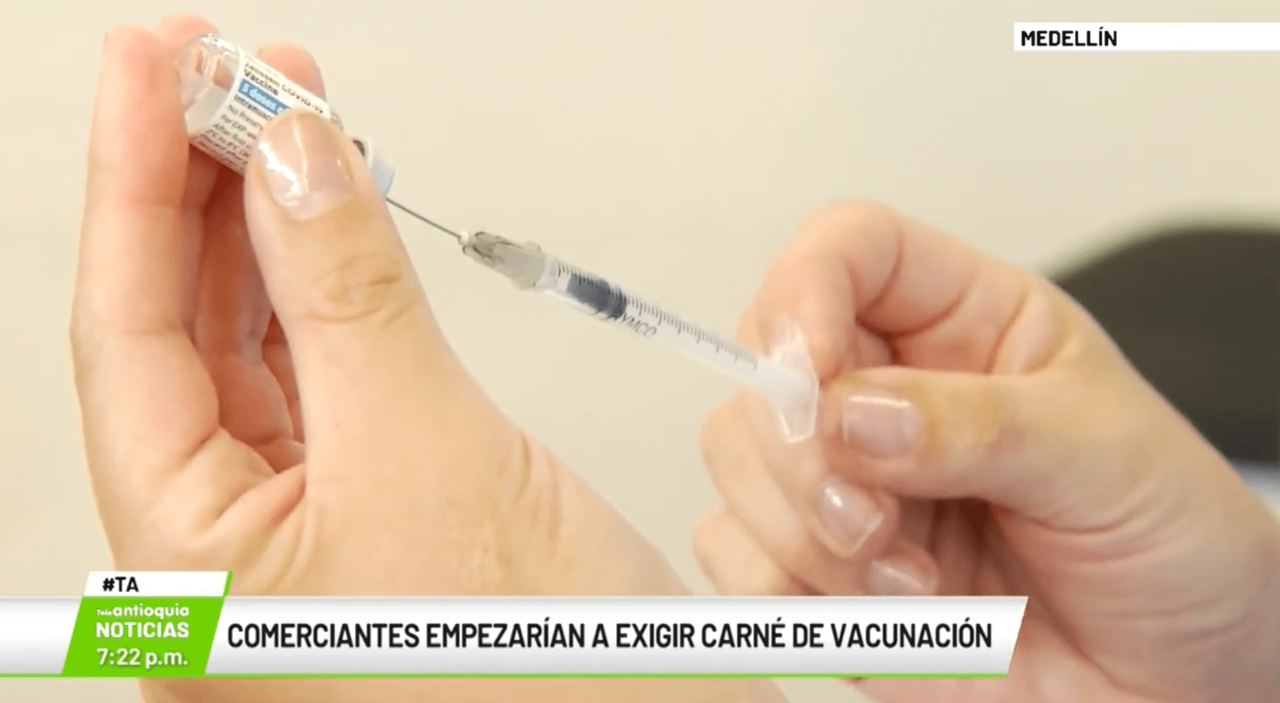 Comerciantes empezarían a exigir carné de vacunación