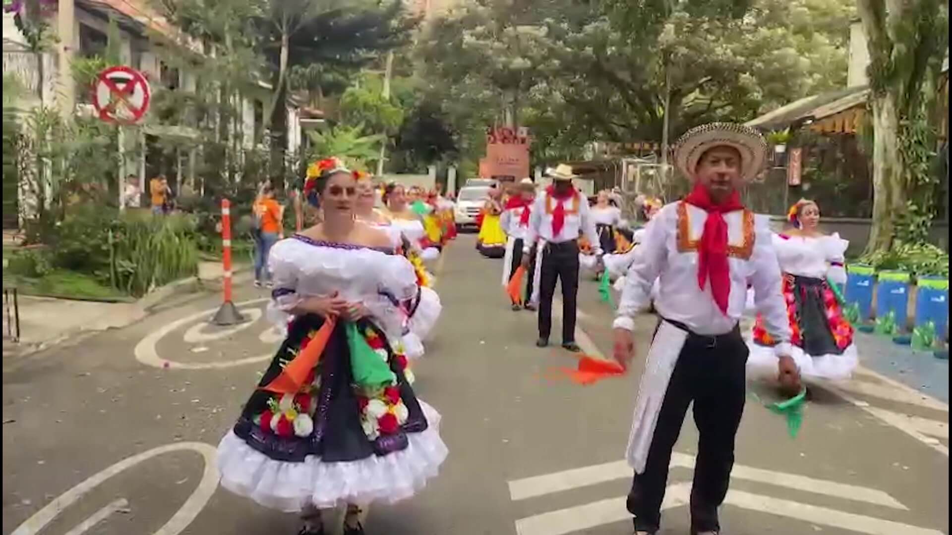 Desfile cultural en las Fiestas del Plátano 2021