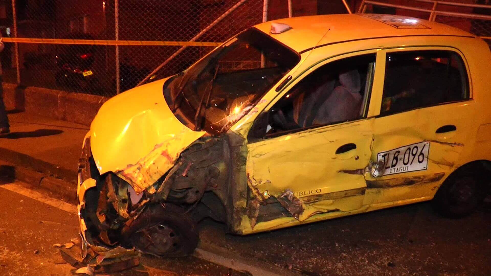 Emvarias investiga accidente que dejó 25 heridos