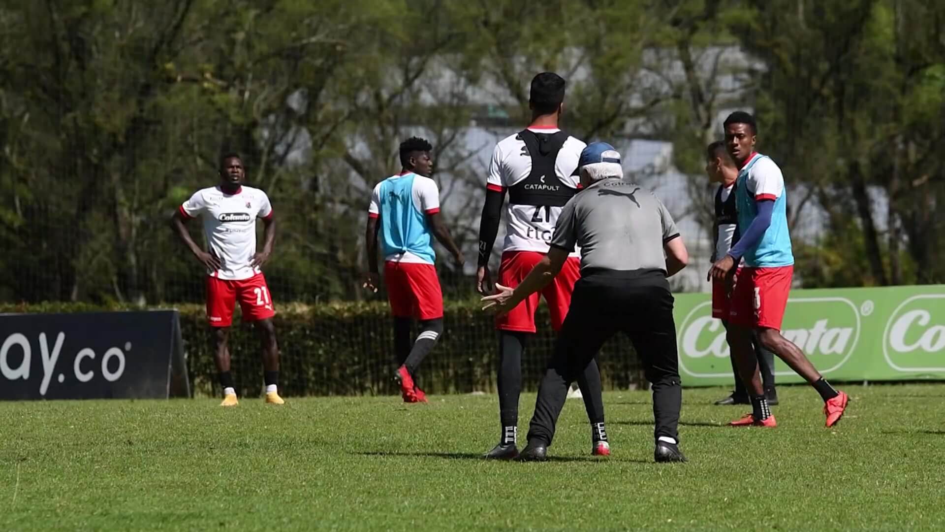 Medellín a mejorar el fútbol y subir en la tabla