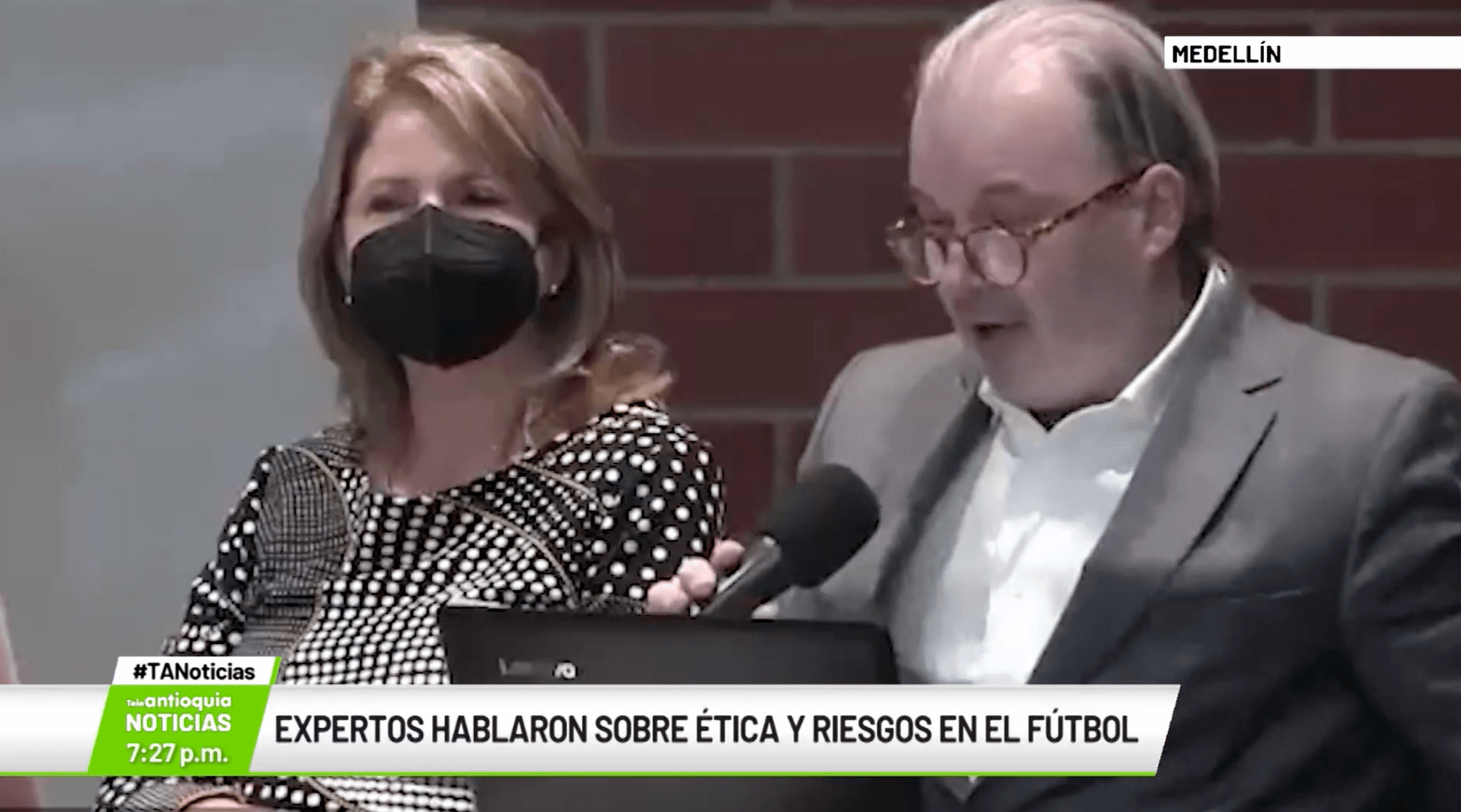 Expertos hablan sobre ética y riesgos en el fútbol