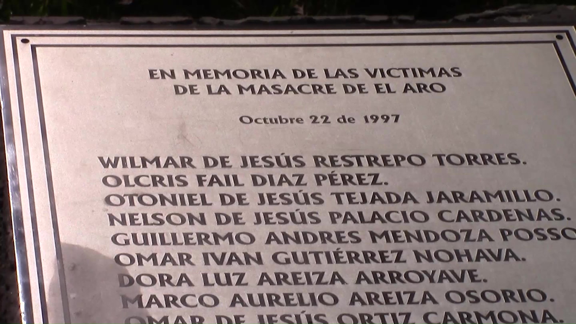 Se cumplen 24 años de masacre de El Aro, víctimas piden justicia