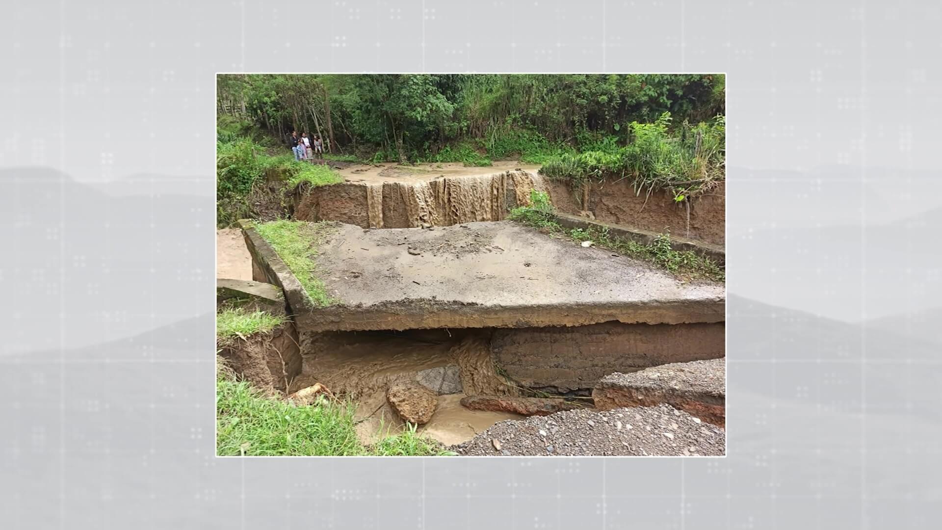 Varios municipios en problemas por exceso de lluvias