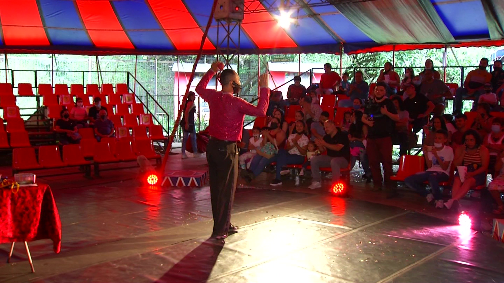 Artistas manifiestan que el circo no debe morir