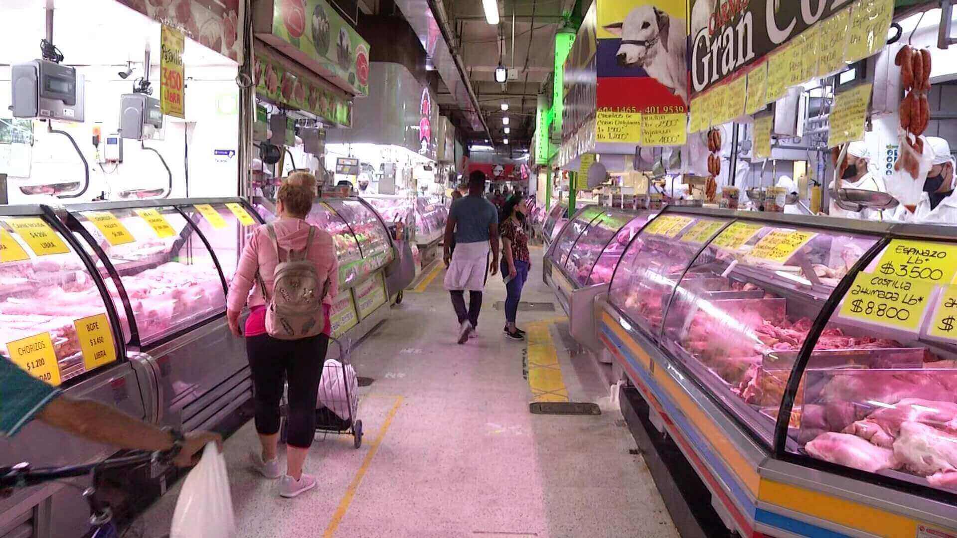 Confederación de Consumidores pide control de precios