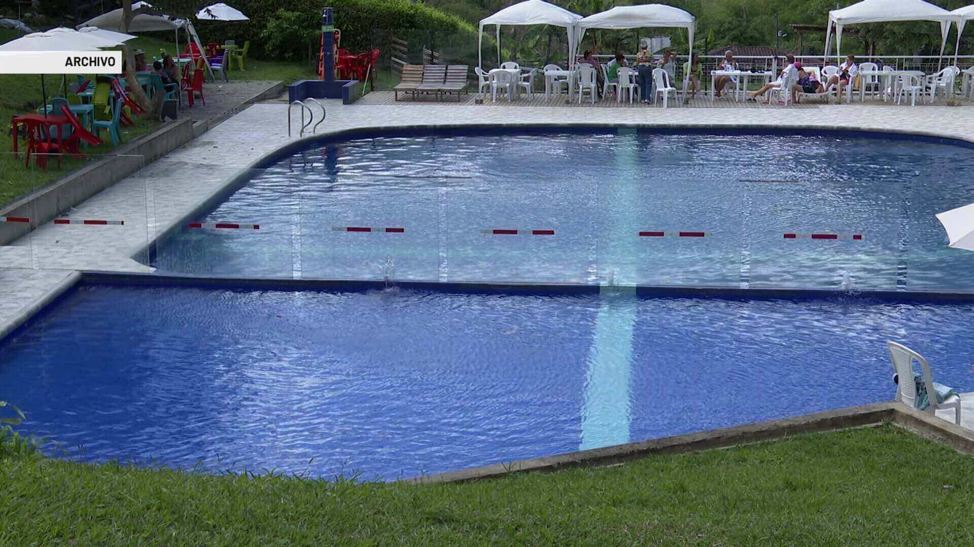 Insumos para piscinas también están caros y escasos