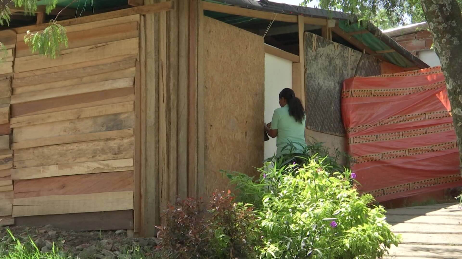 Juez ordena al Isvimed conciliar con habitantes de invasión en Moravia