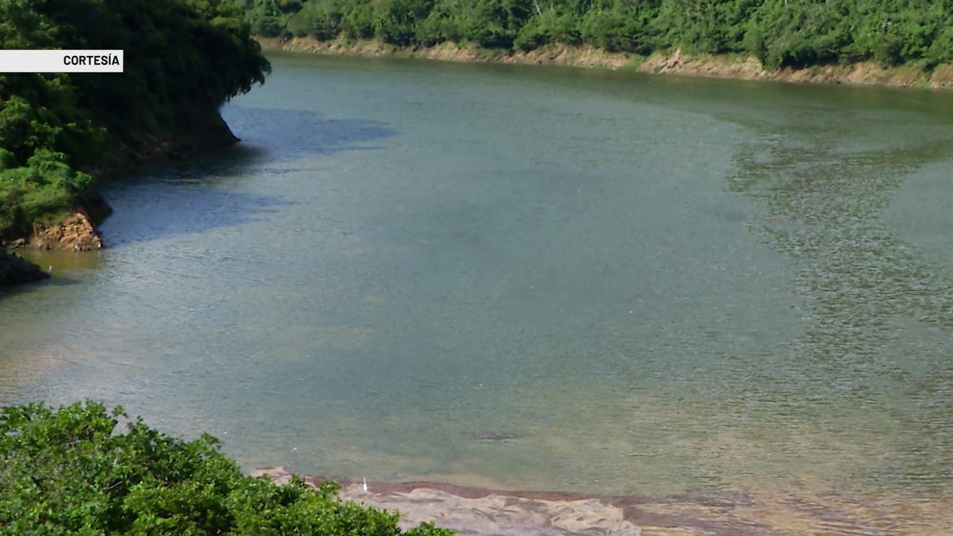 Buscan a menor de dos años en aguas del río Nechí