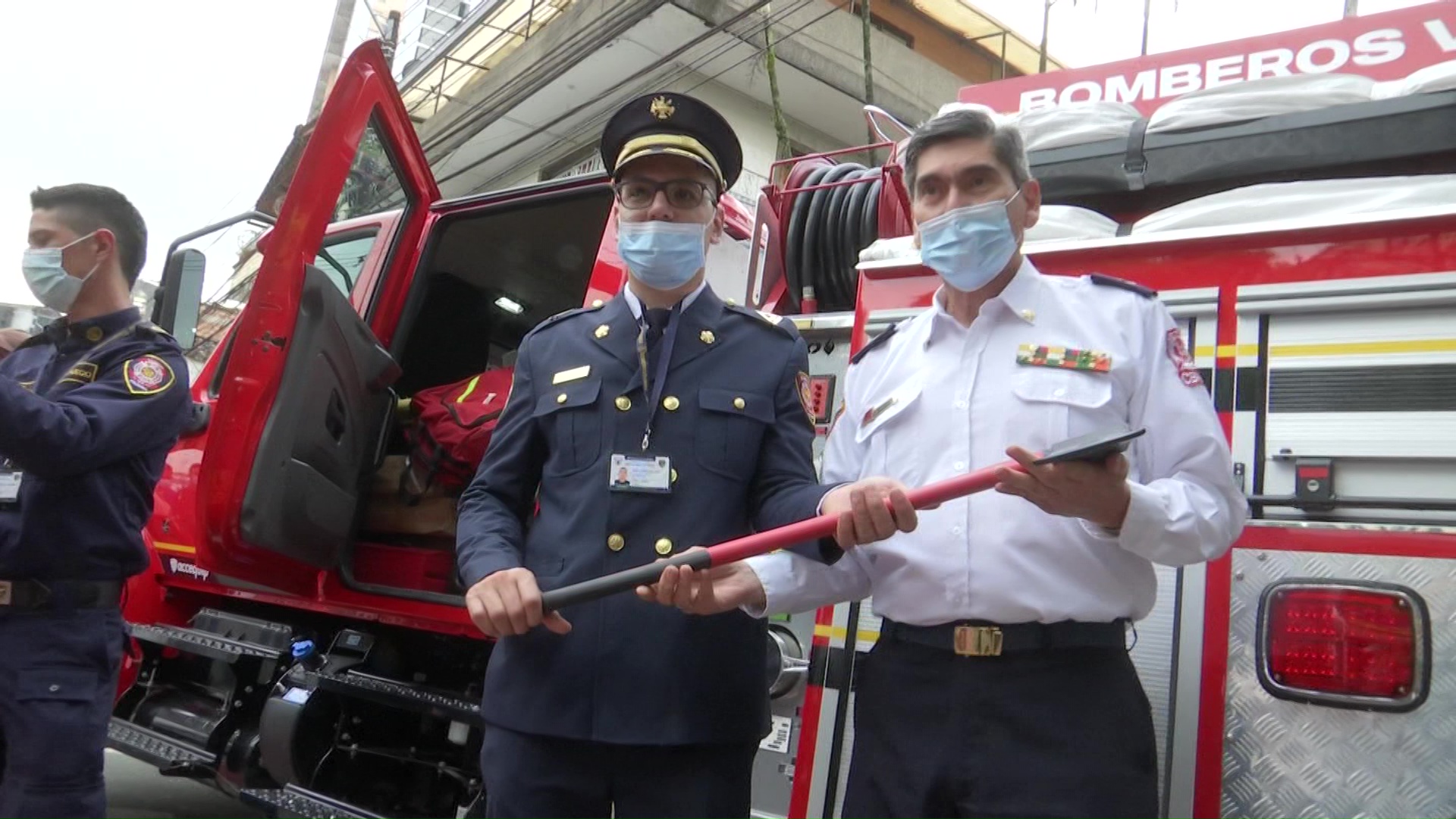 La Unión estrena carro de bomberos