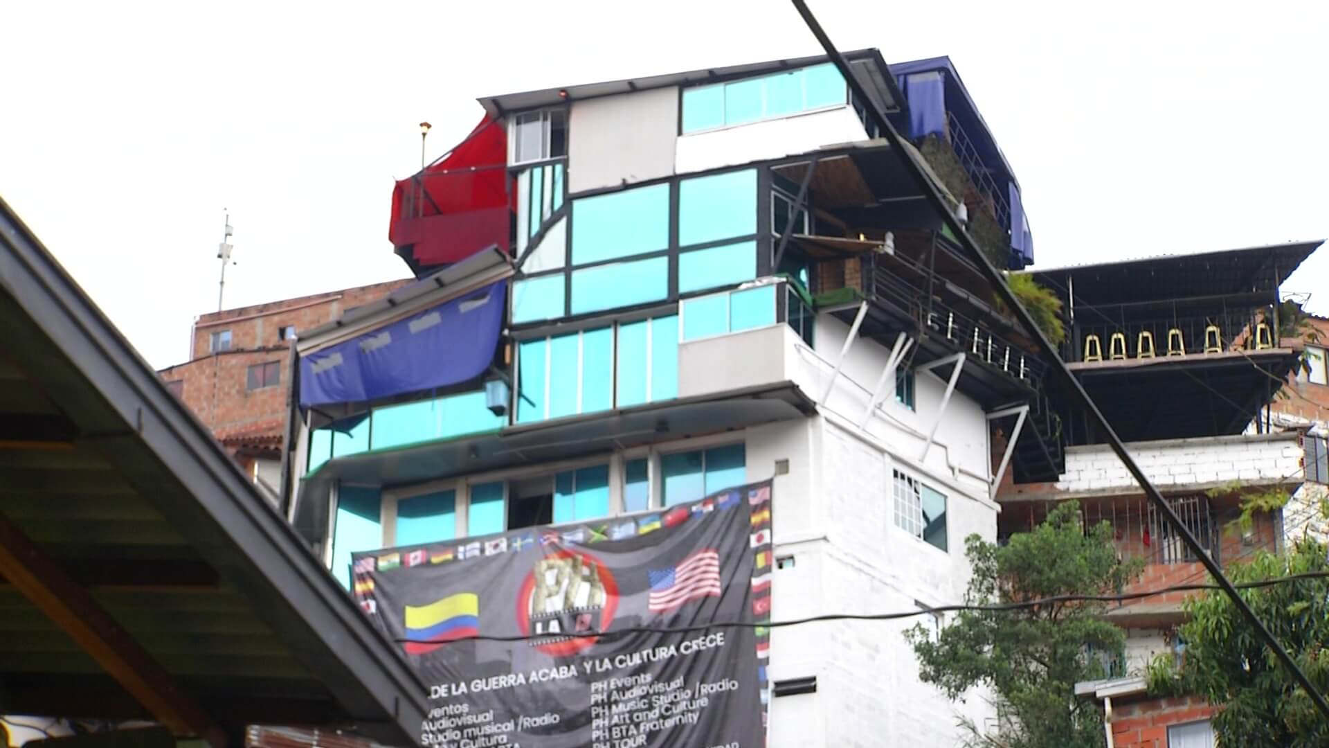 Edificio para el arte y la cultura en la Comuna 13