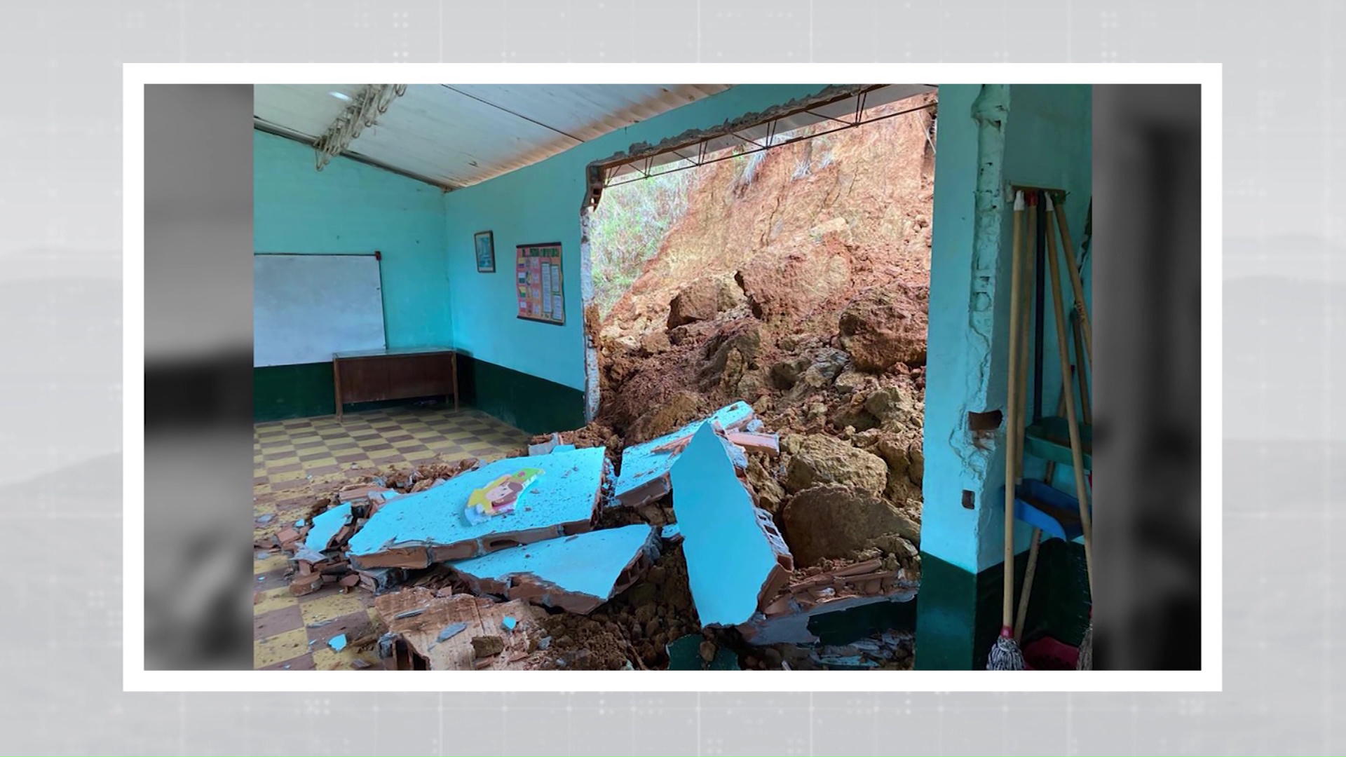 Escuela de vereda La Loma afectada por deslizamiento