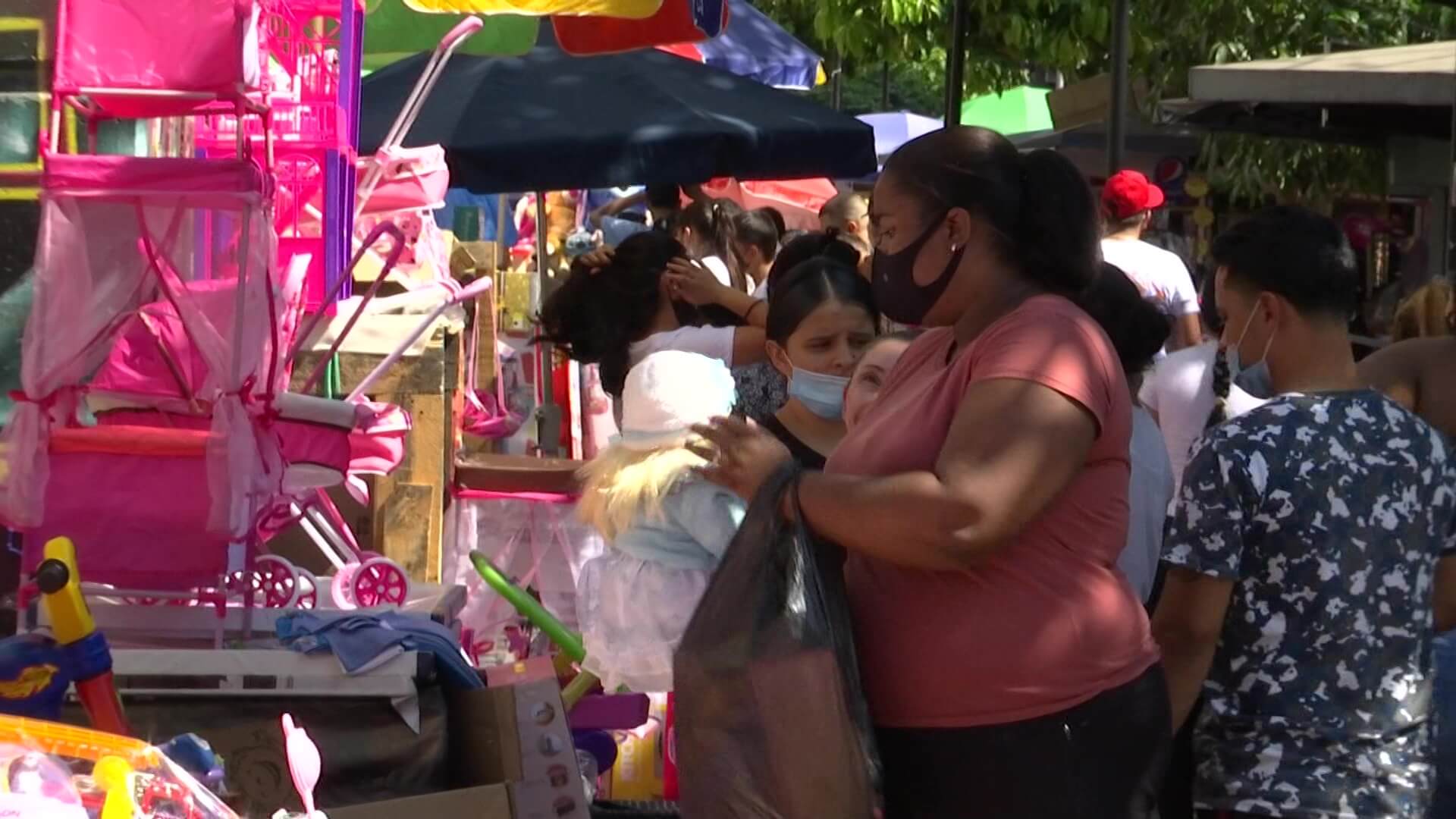 Muchos antioqueños dejaron compras para última hora