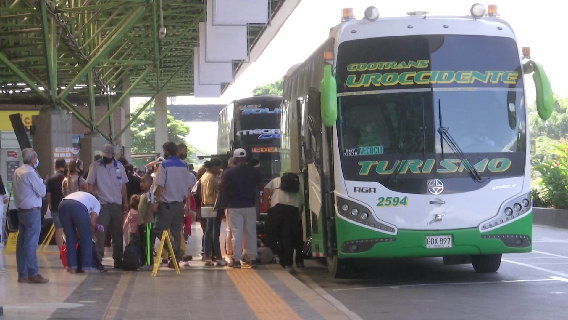 Un millón 600 mil viajeros en las terminales de Medellín