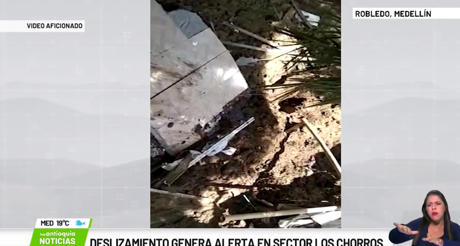 Deslizamiento genera alerta en sector Los Chorros