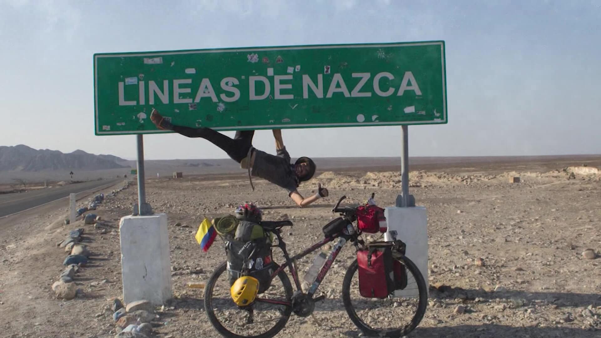 La curiosa travesía en bicicleta de un antioqueño