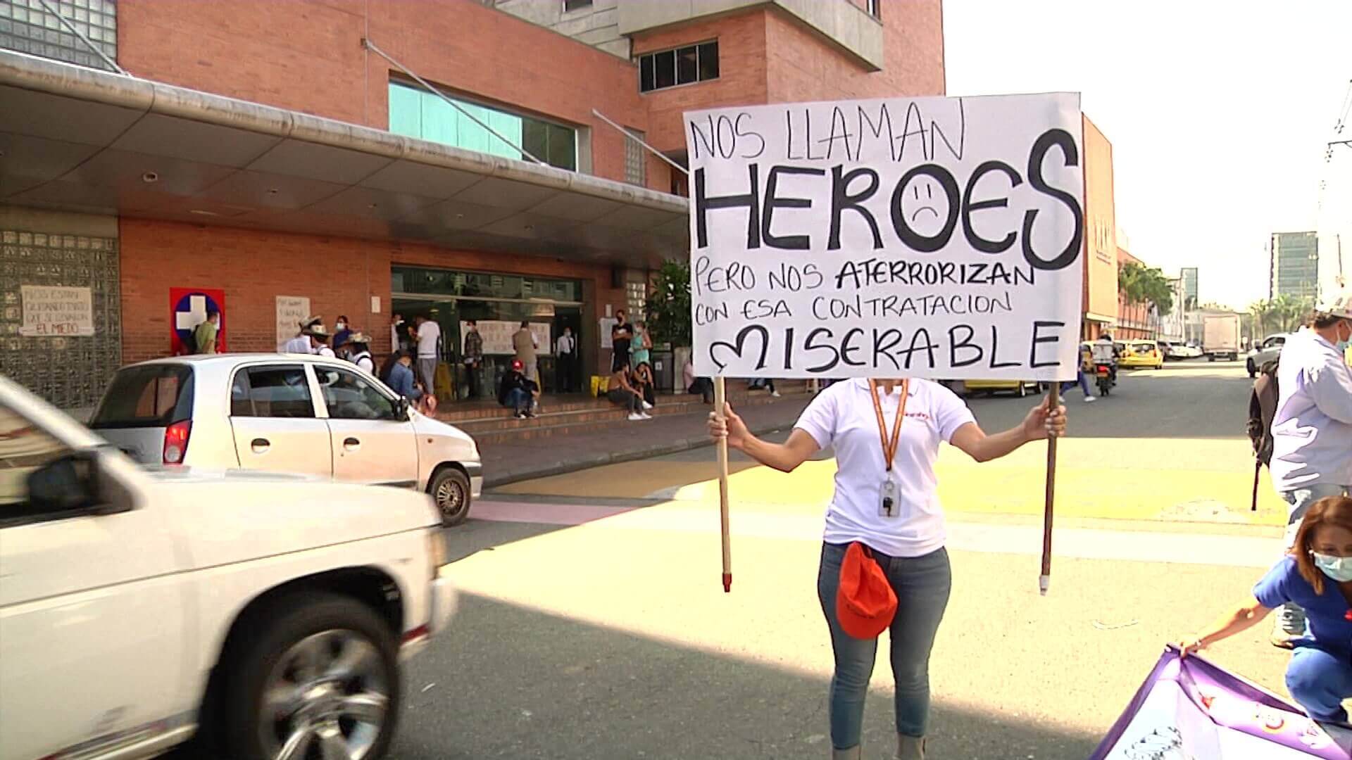 Otro plantón en Hospital General por tercerización laboral