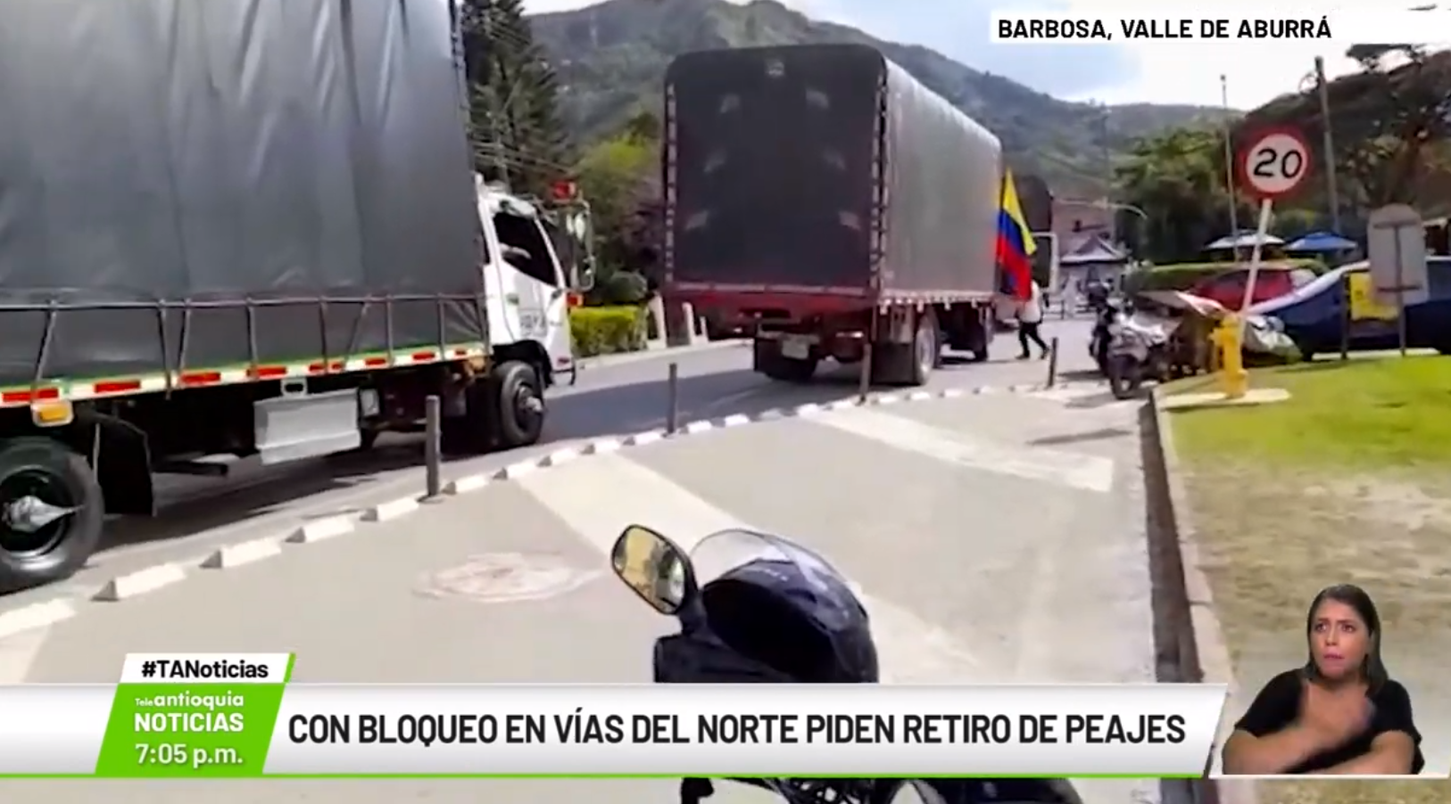 Con bloqueo en vías del Norte piden retiro en peajes