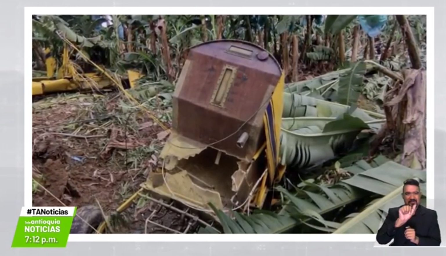 Avioneta aterriza de emergencia en finca bananera