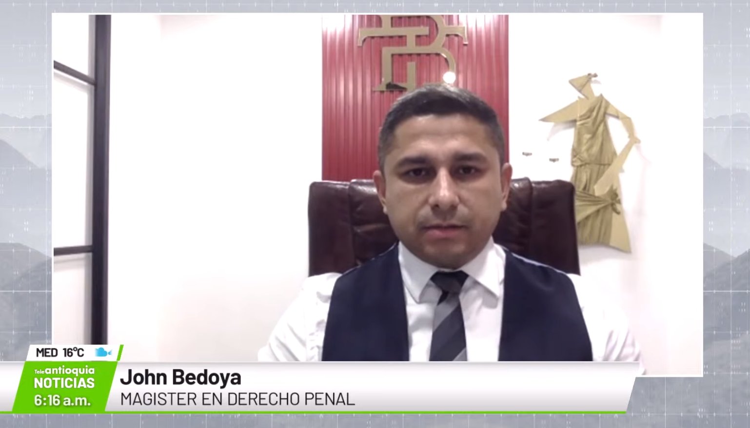 John Bedoya,  magíster en derecho penal