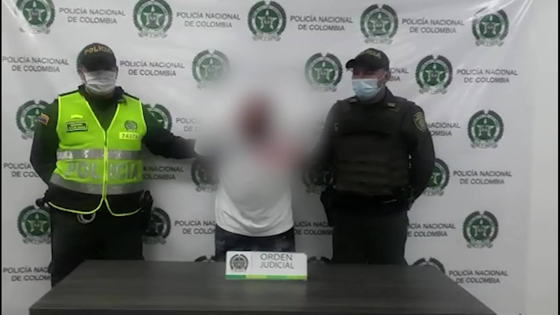 Ocho capturados y 56 paquetes de marihuana incautados