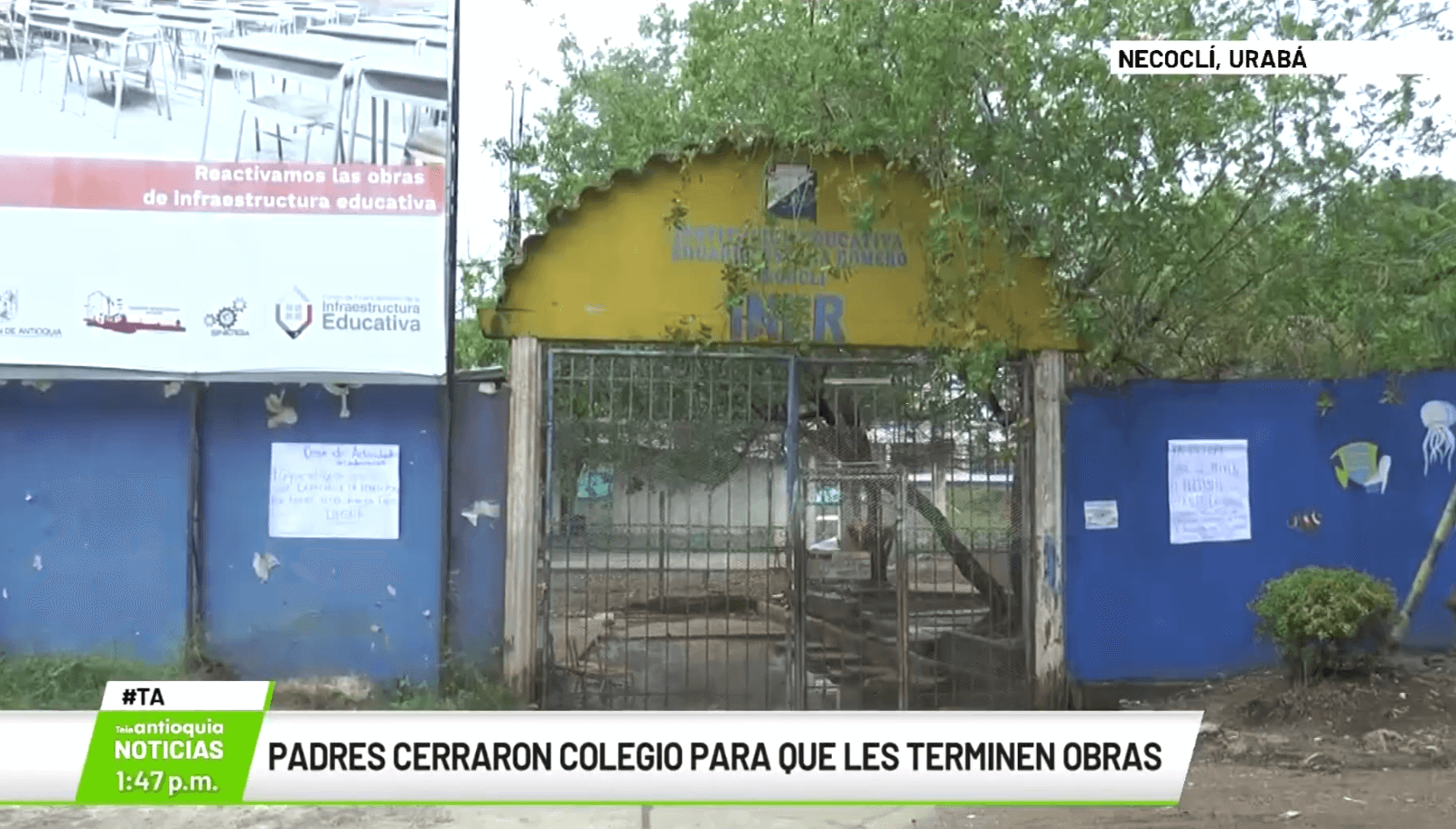 Padres cerraron colegio para que les terminen obras