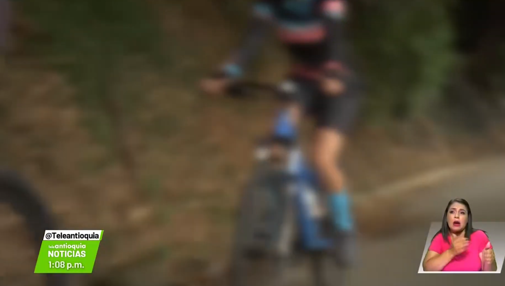 Mujer ciclista denuncia haber recibido una nalgada