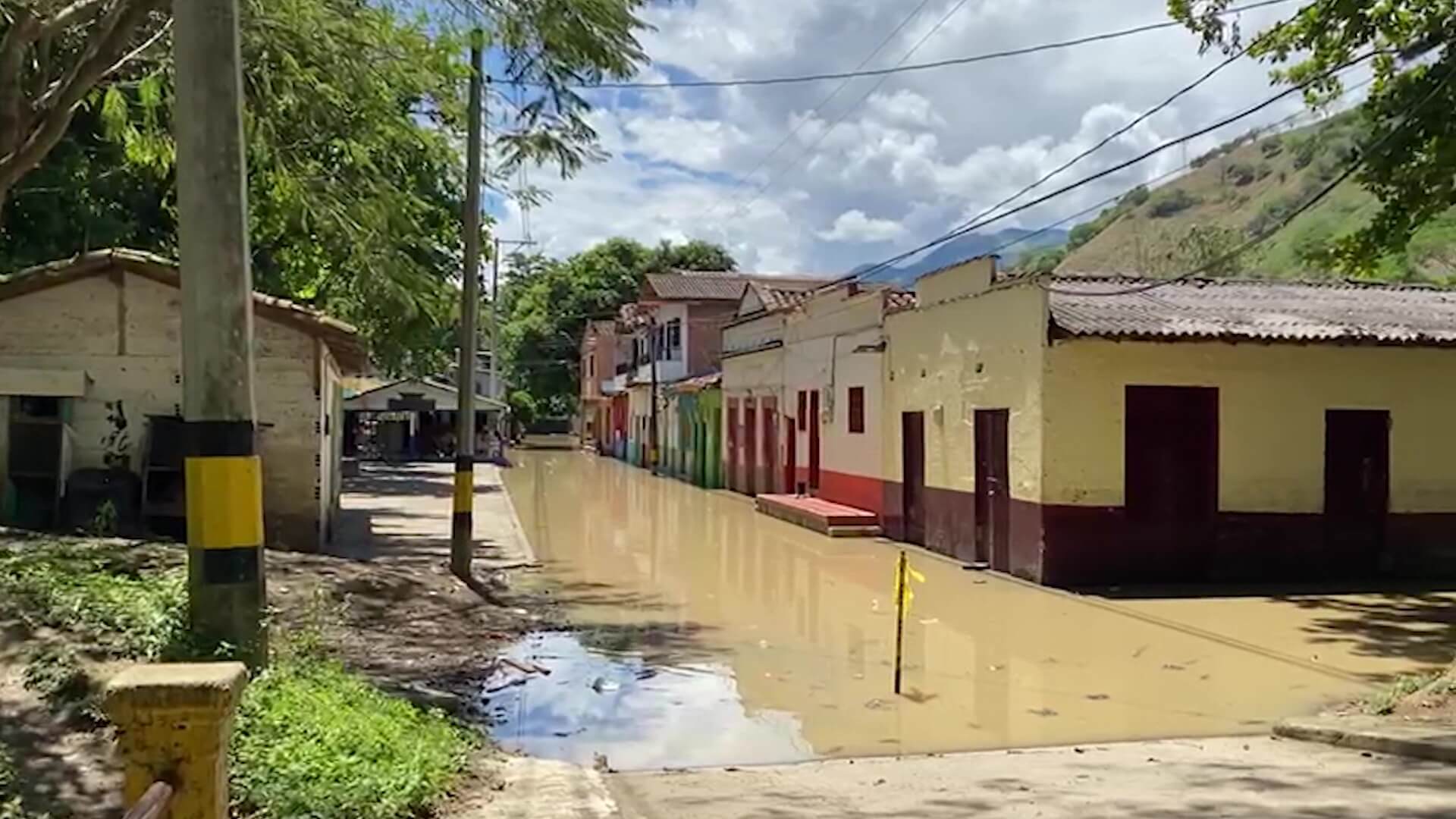 15 municipios de Antioquia en alerta roja por lluvias