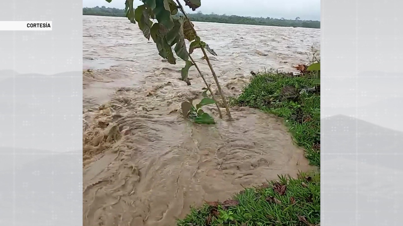 Tres mil personas afectadas por desbordamiento de ríos