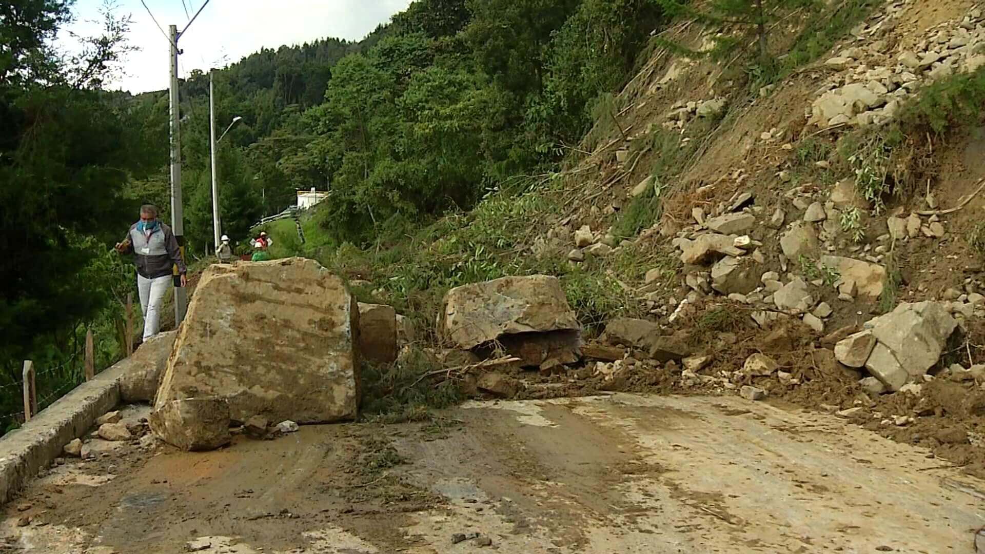 Alerta roja en 46 municipios por lluvias